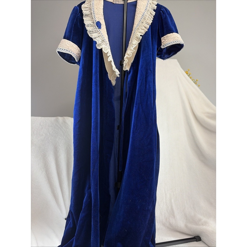 Vintage blue velvet robe‎ white lace accents long Cottagecore Victorian Inspired